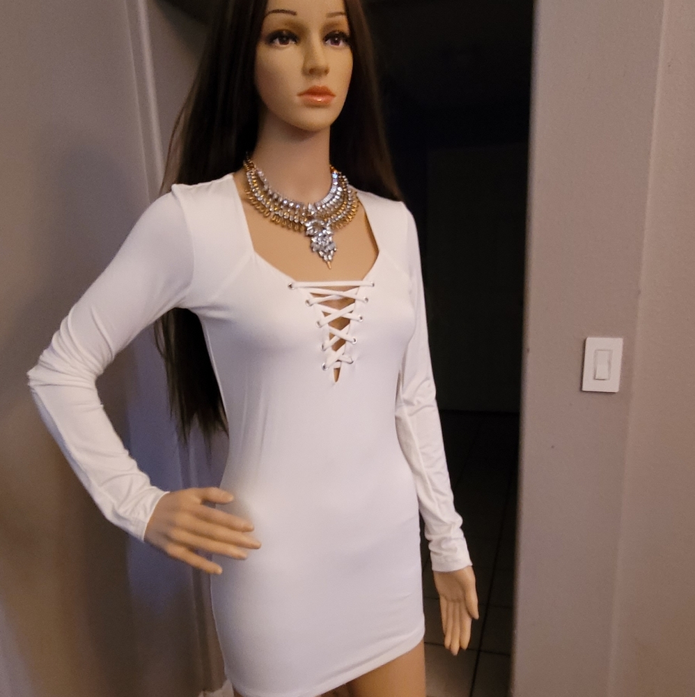 Meek. Can be used as Shirt or Dress)